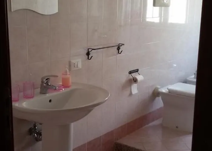 Alojamento de Acomodação e Pequeno-almoço Oasi Reggio di Calabria